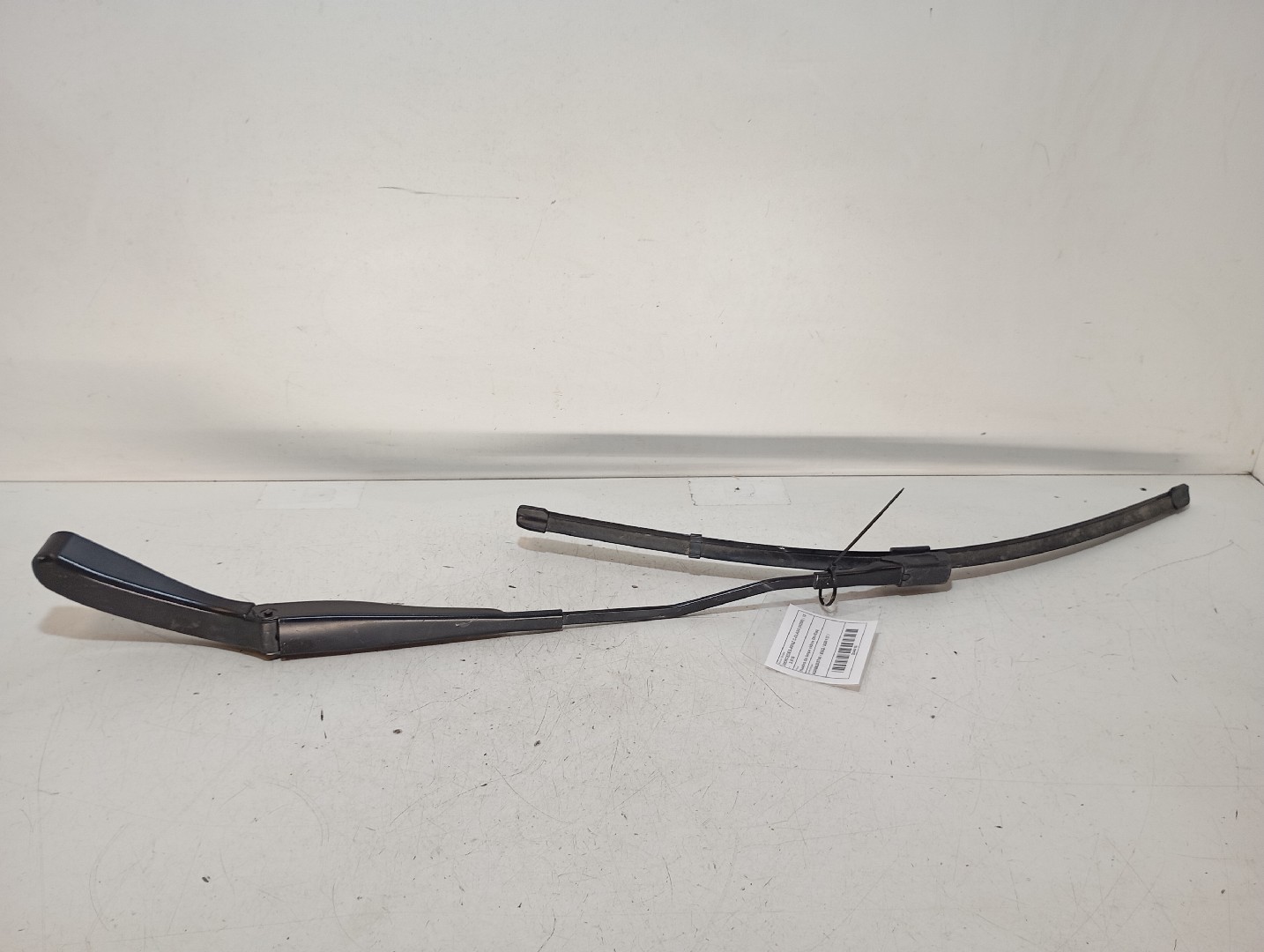 Bras de balai avant Droite MERCEDES-BENZ Classe C (W205)