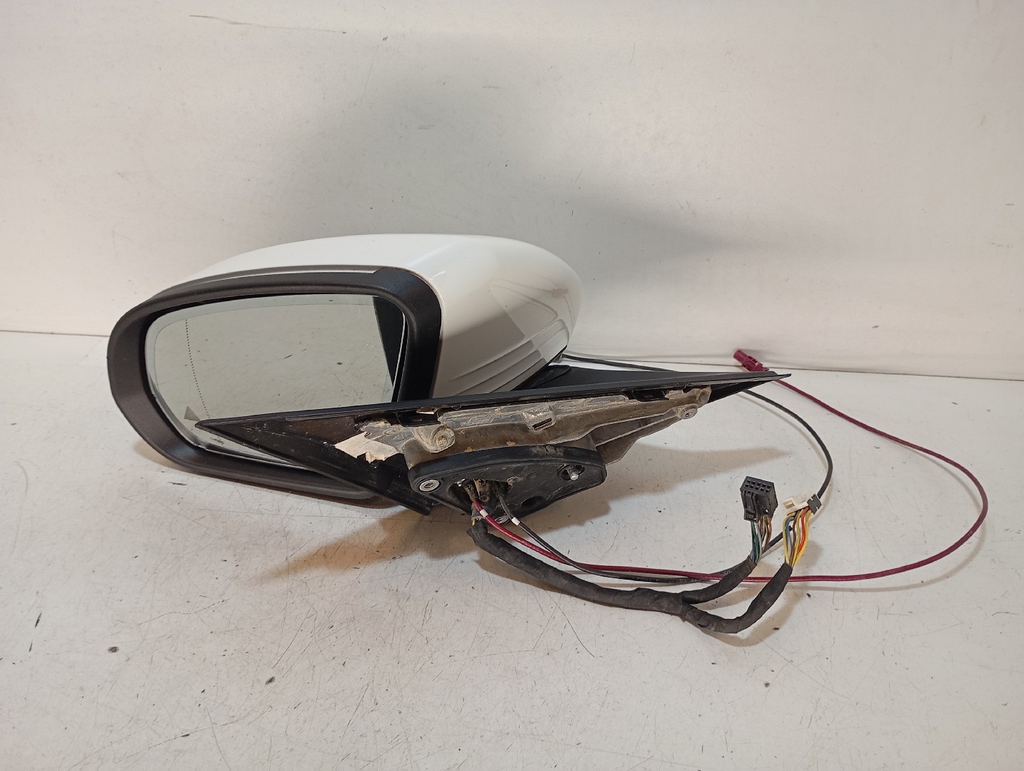 Rétroviseur gauche MERCEDES-BENZ Classe C (W205)