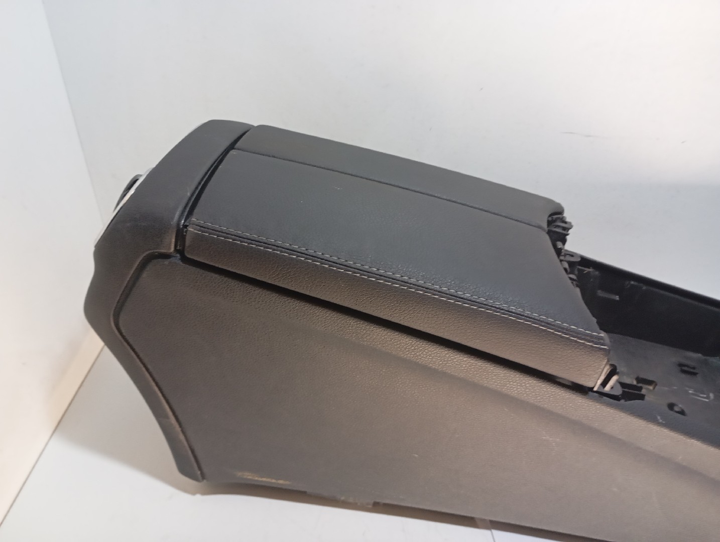 Console central MERCEDES-BENZ Classe C (W205) Imagem-7