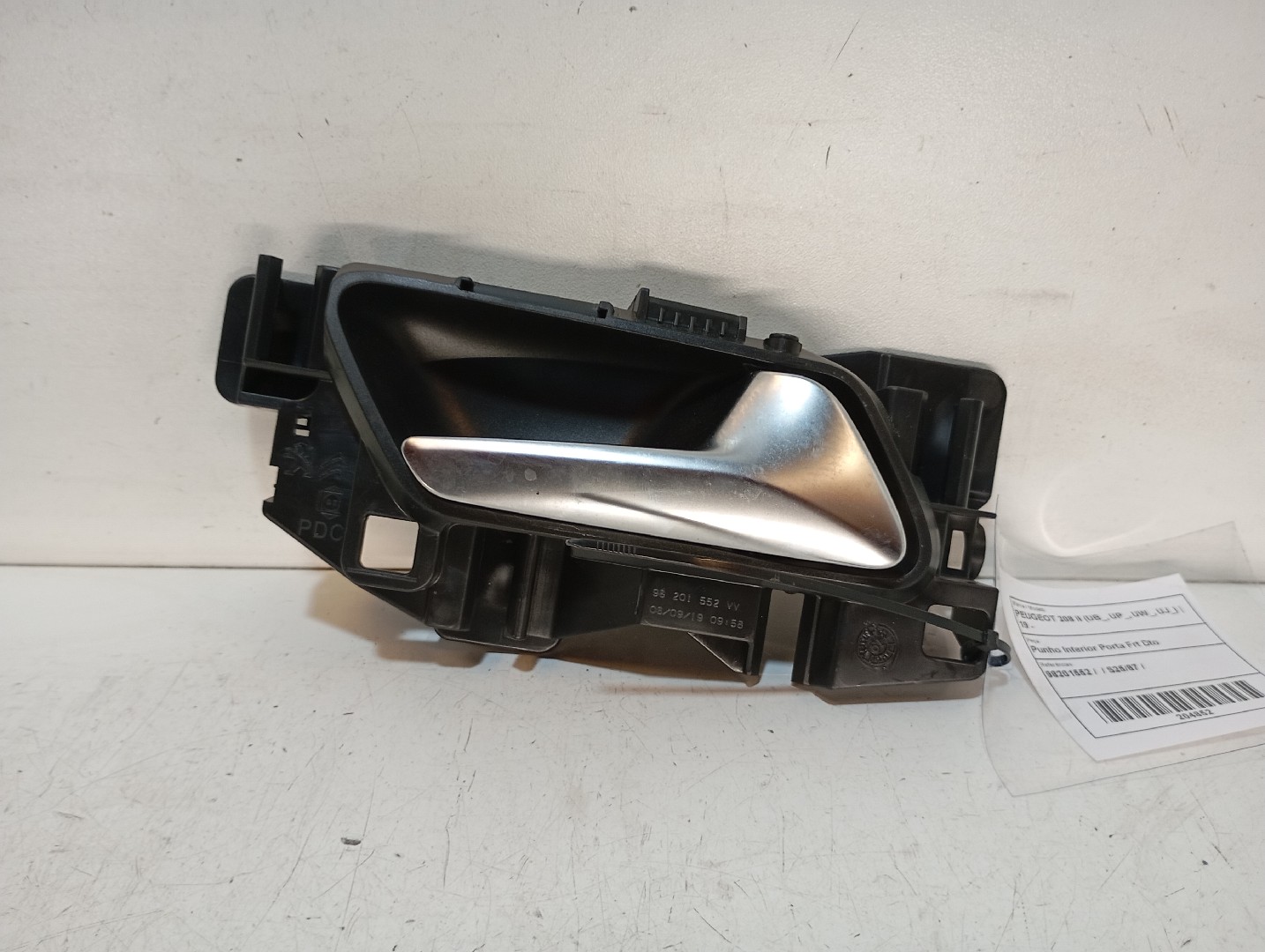 Right front interior door handle PEUGEOT 208 II
