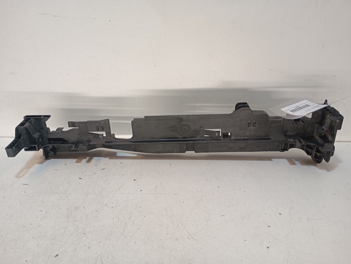 Pièce en plastique générique MERCEDES-BENZ Classe C (W205) Imagem-1