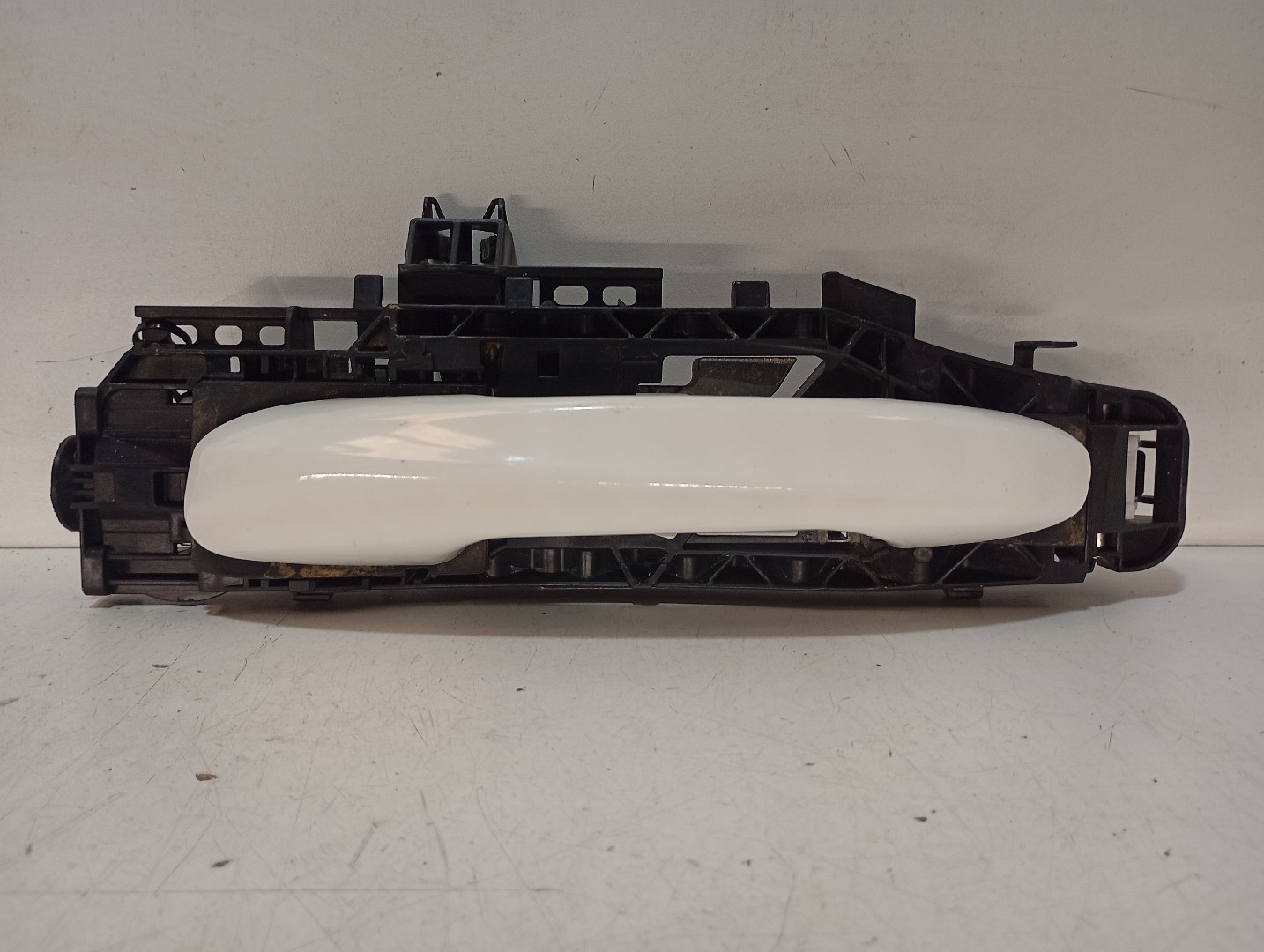 Poignée de porte arrière gauche MERCEDES-BENZ Classe C (W205)