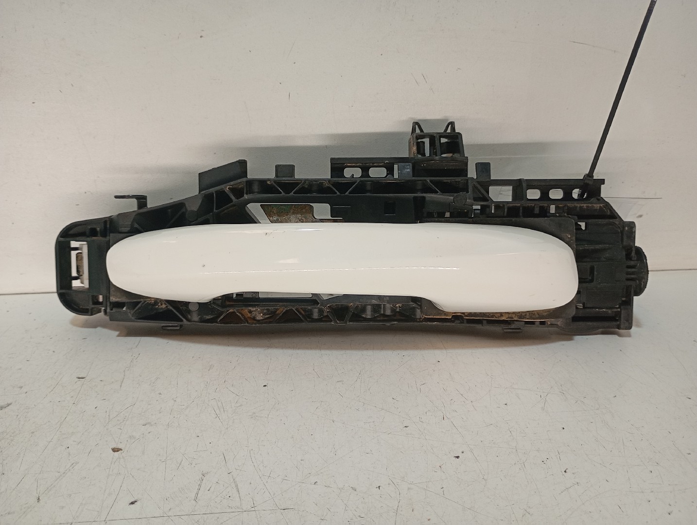 Poignée de porte arrière Droite MERCEDES-BENZ Classe C (W205)