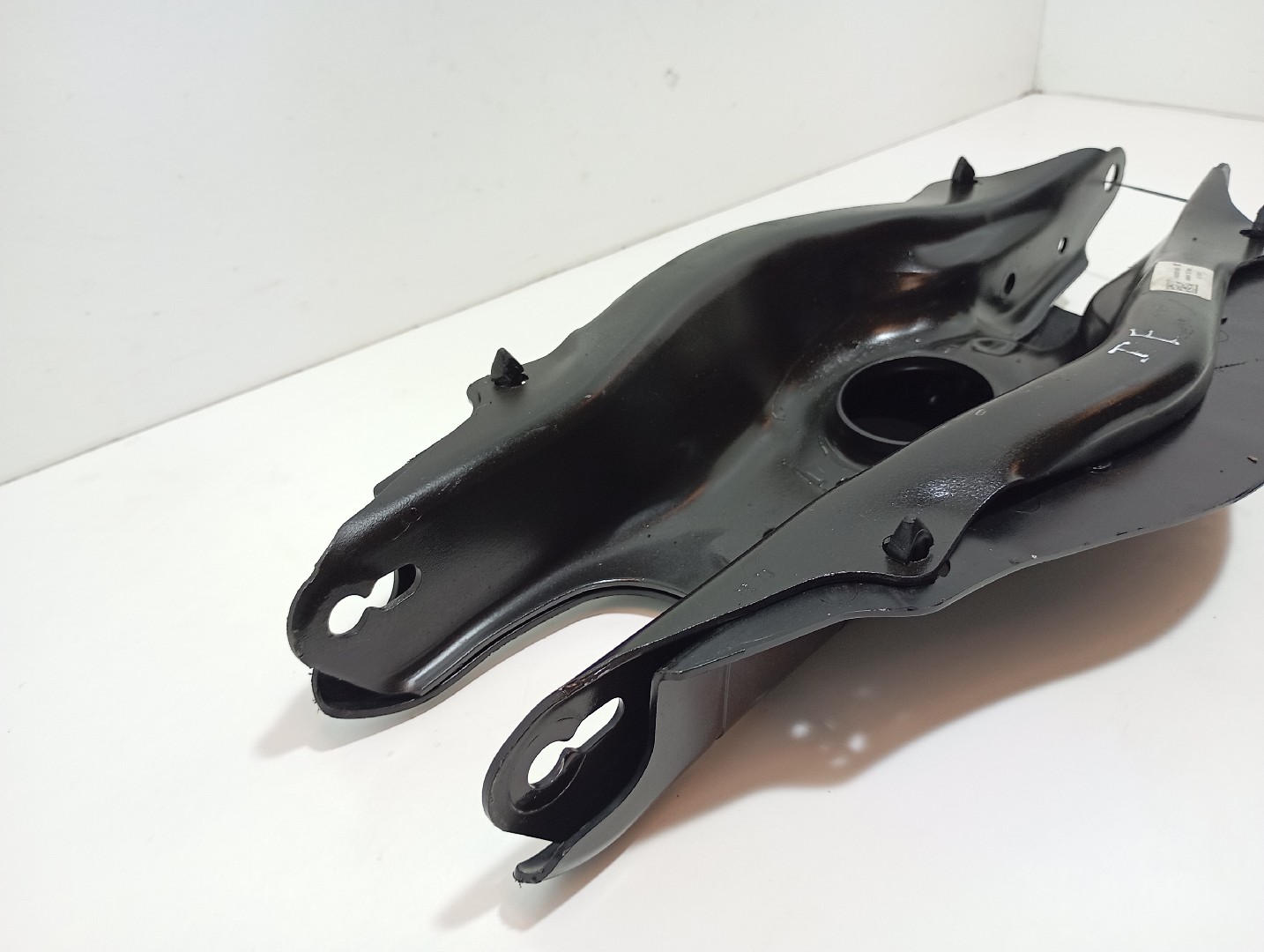 Bras de suspension arrière gauche MERCEDES-BENZ Classe C (W205) Imagem-2