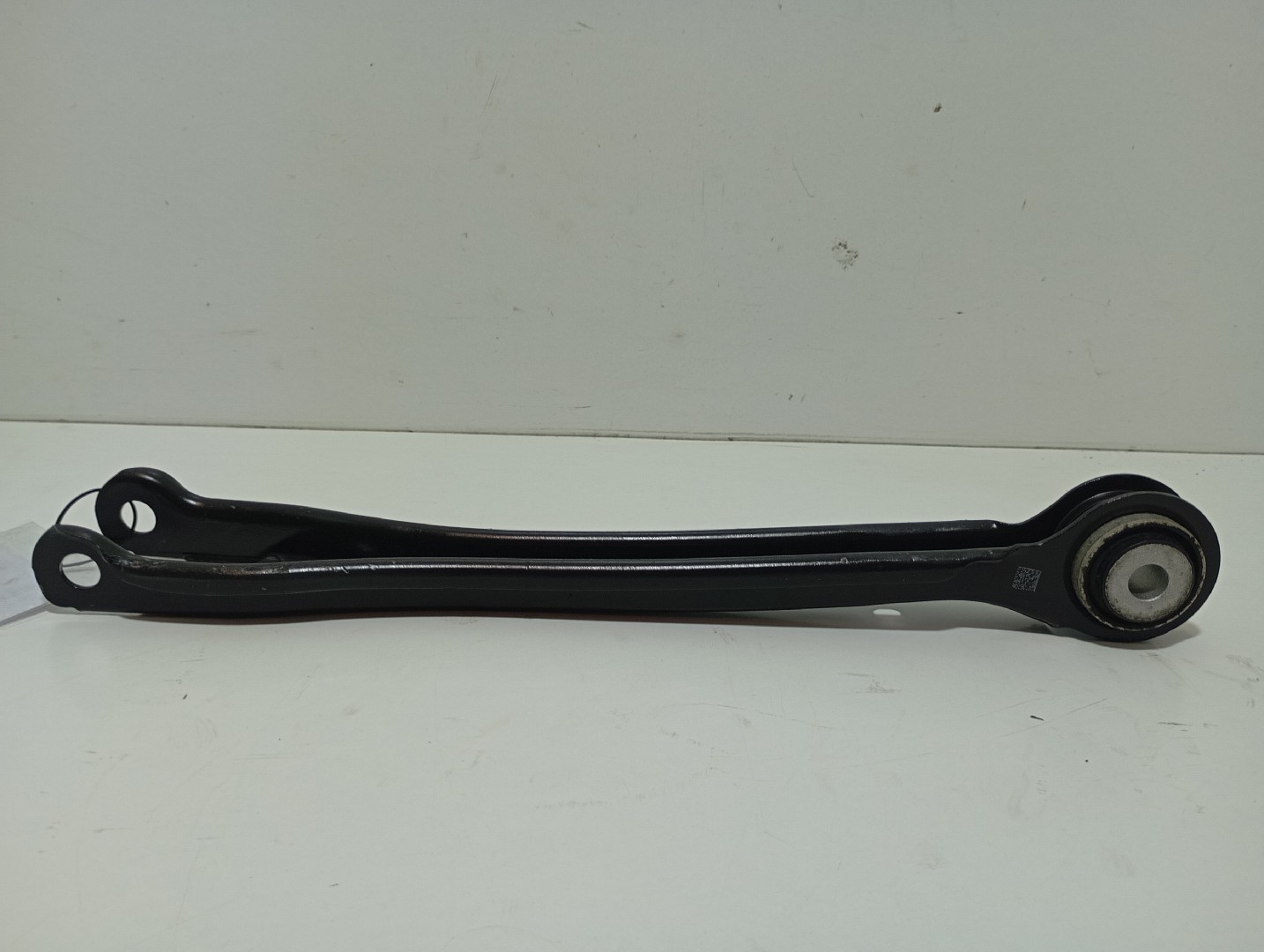 Bras de suspension arrière Droite MERCEDES-BENZ Classe C (W205) Imagem-1