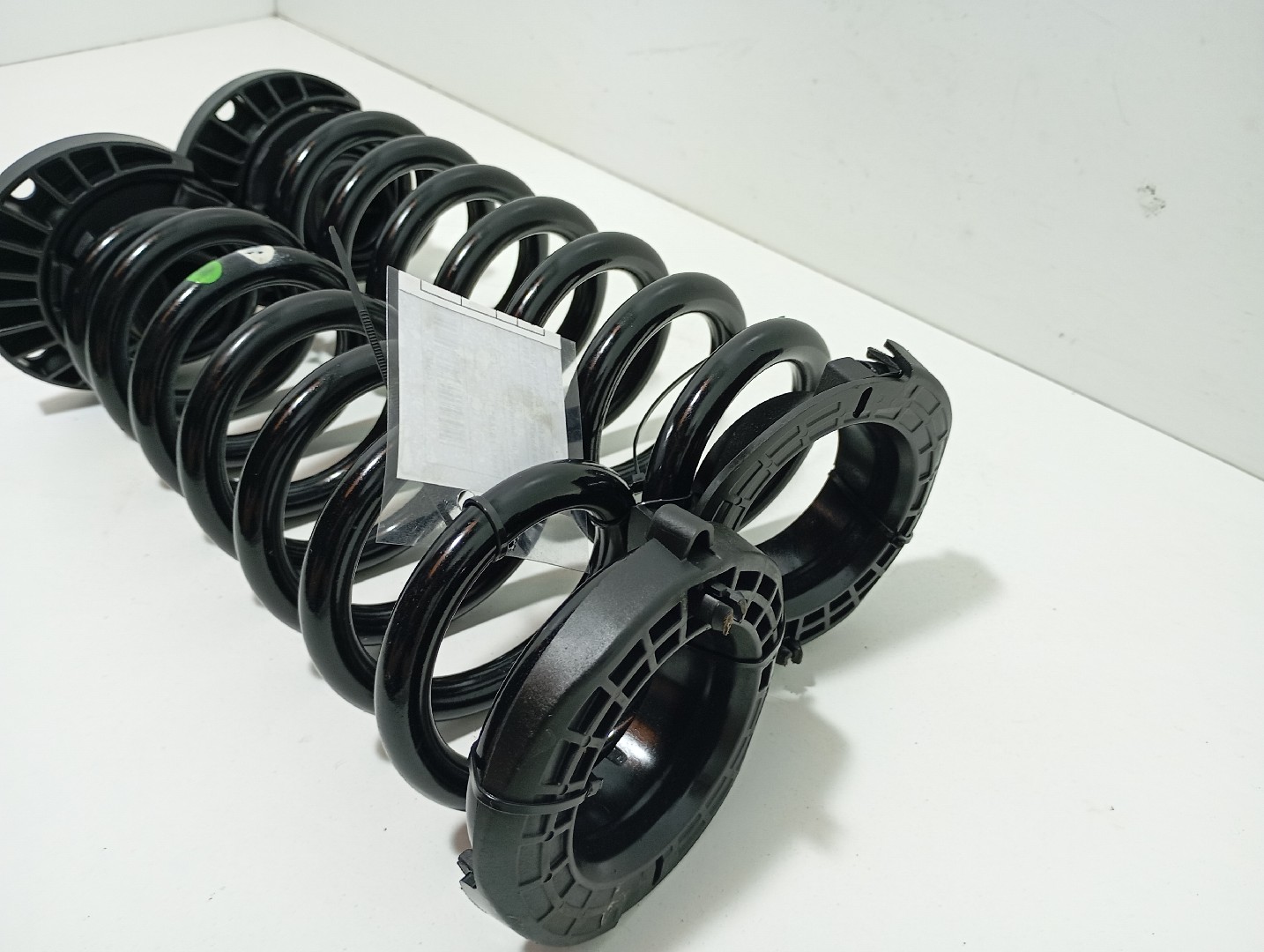 Ressort de suspension avant Droite MERCEDES-BENZ Classe C (W205) Imagem-2