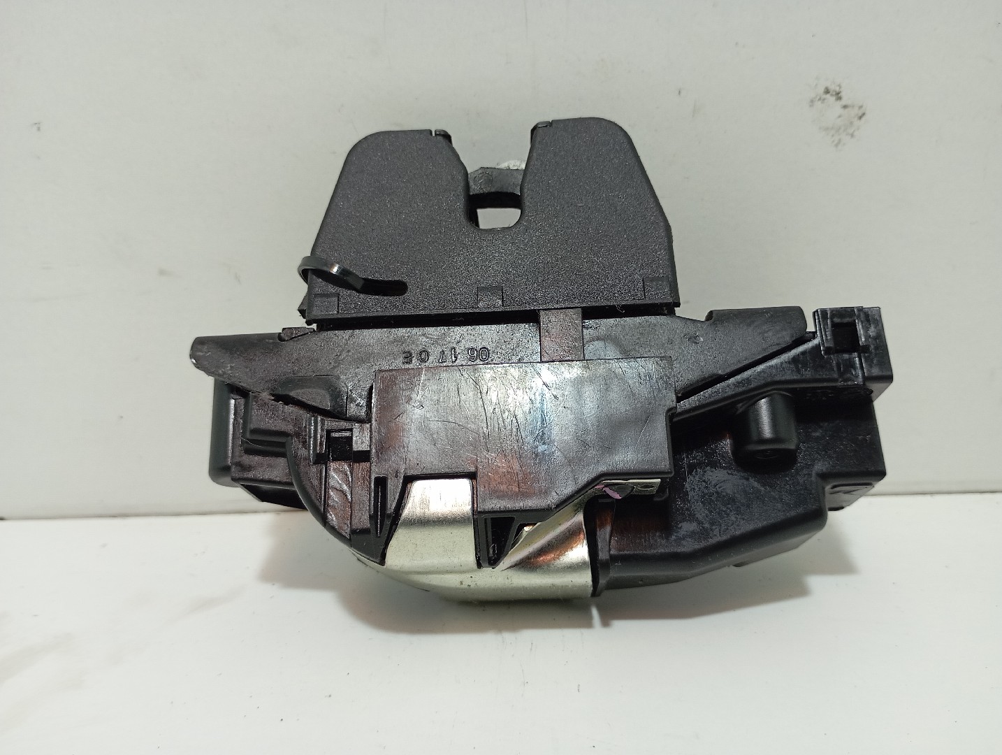 Serrure / verrou coffre CITROËN Berlingo Van (B9) Imagem-1