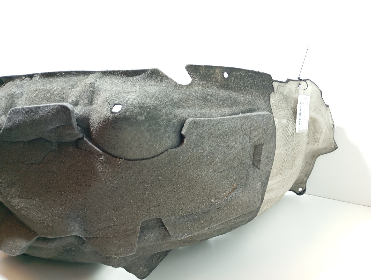 Passage de roue AR DR MERCEDES-BENZ Classe C (W205) Imagem-1