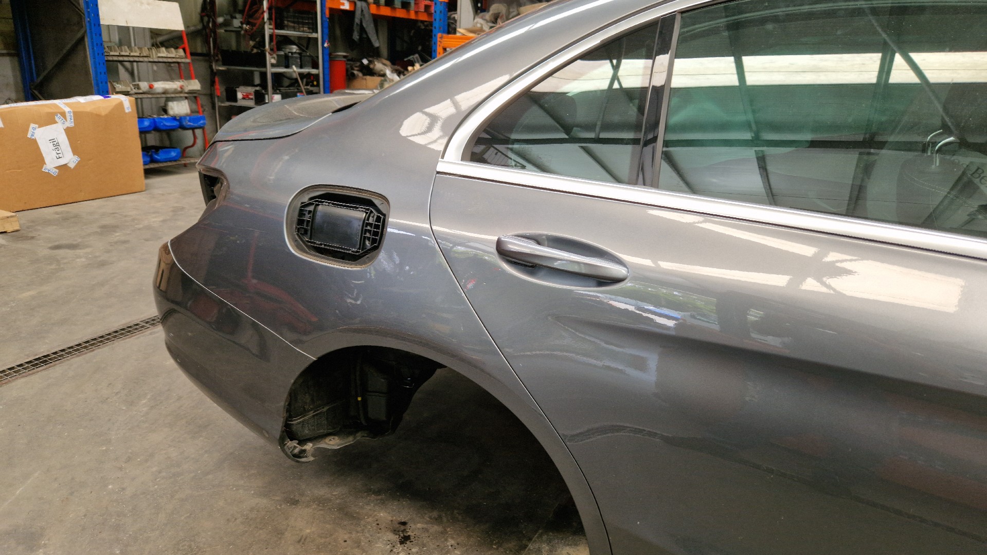 Panneau arrière Droite MERCEDES-BENZ Classe C (W205) Imagem-1