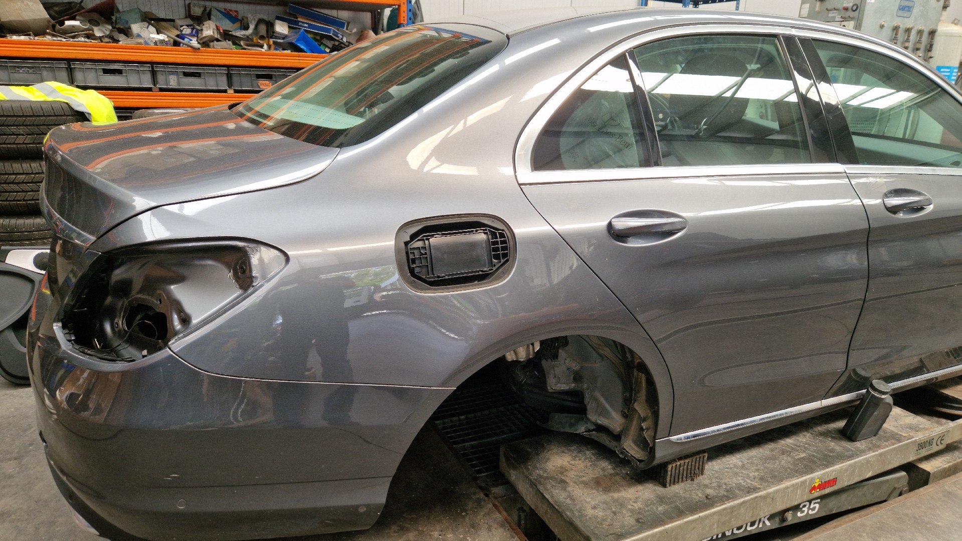 Panneau arrière Droite MERCEDES-BENZ Classe C (W205)