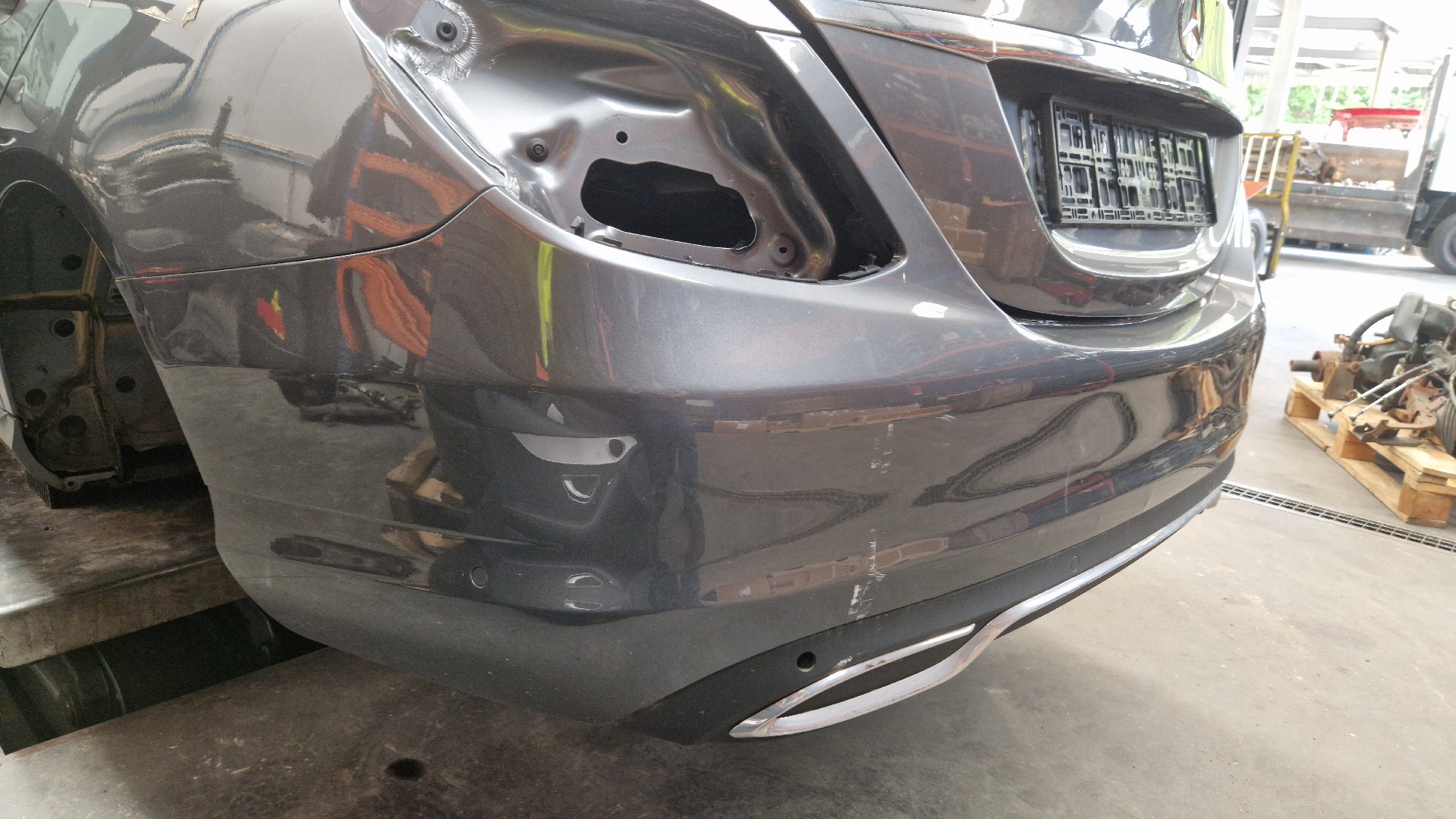 Pare-chocs arrière MERCEDES-BENZ Classe C (W205) Imagem-3