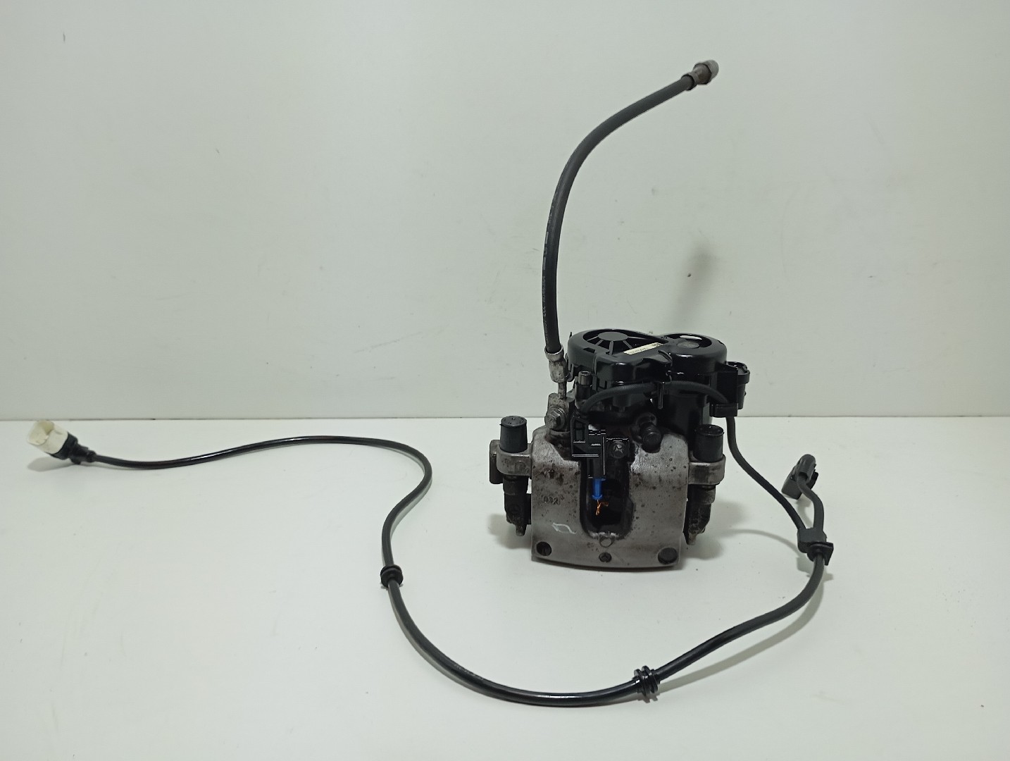 Étrier de frein arrière Droite MERCEDES-BENZ Classe C (W205)