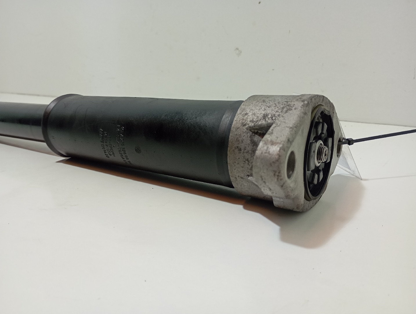 Amortisseur Arrière Droite MERCEDES-BENZ Classe C (W205) Imagem-2