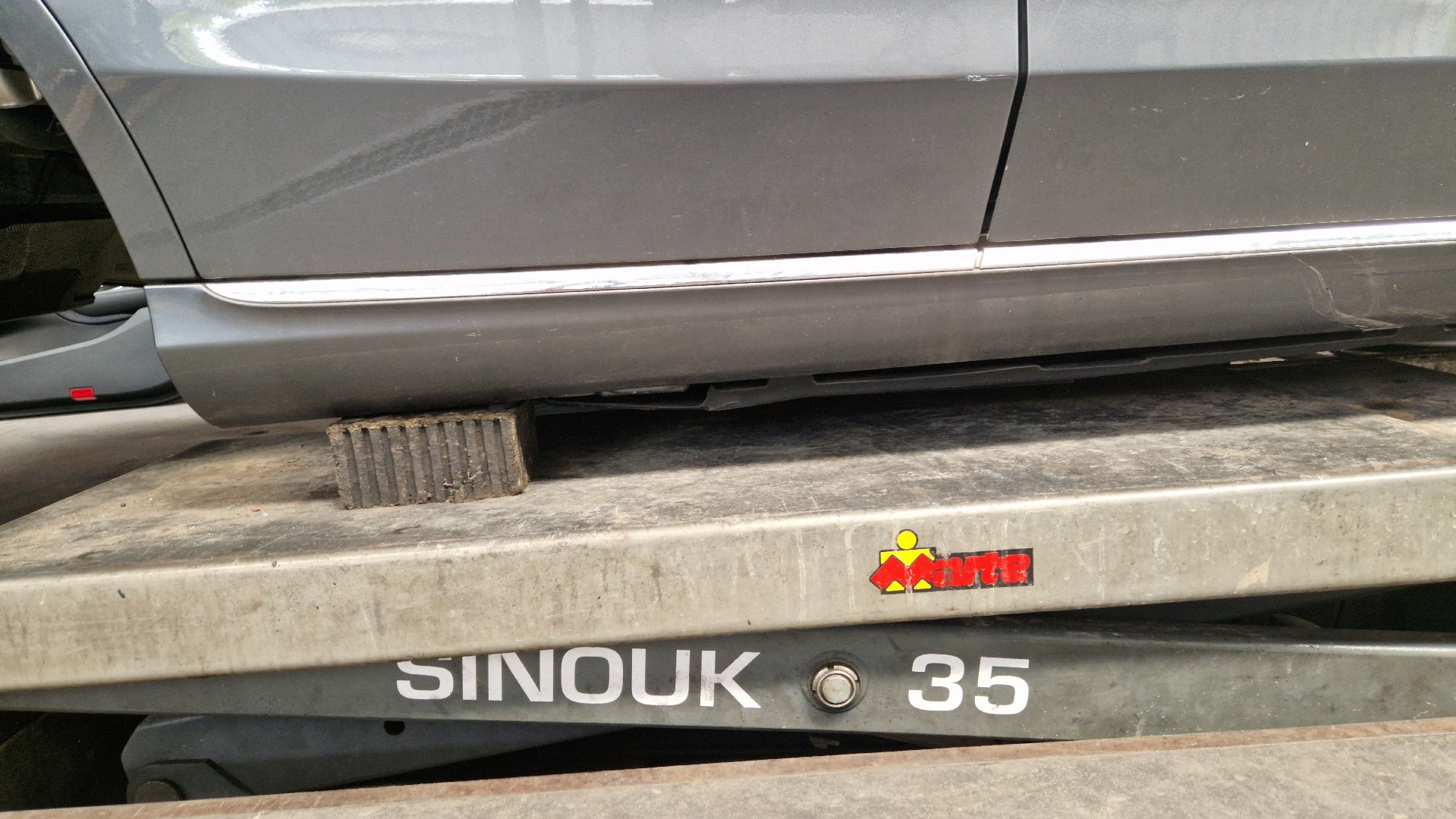 Seuil Droite MERCEDES-BENZ Classe C (W205)