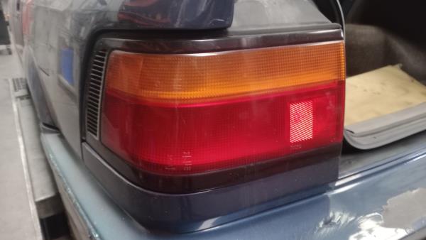 Farolim esquerdo HONDA Concerto Sedan (HWW_)