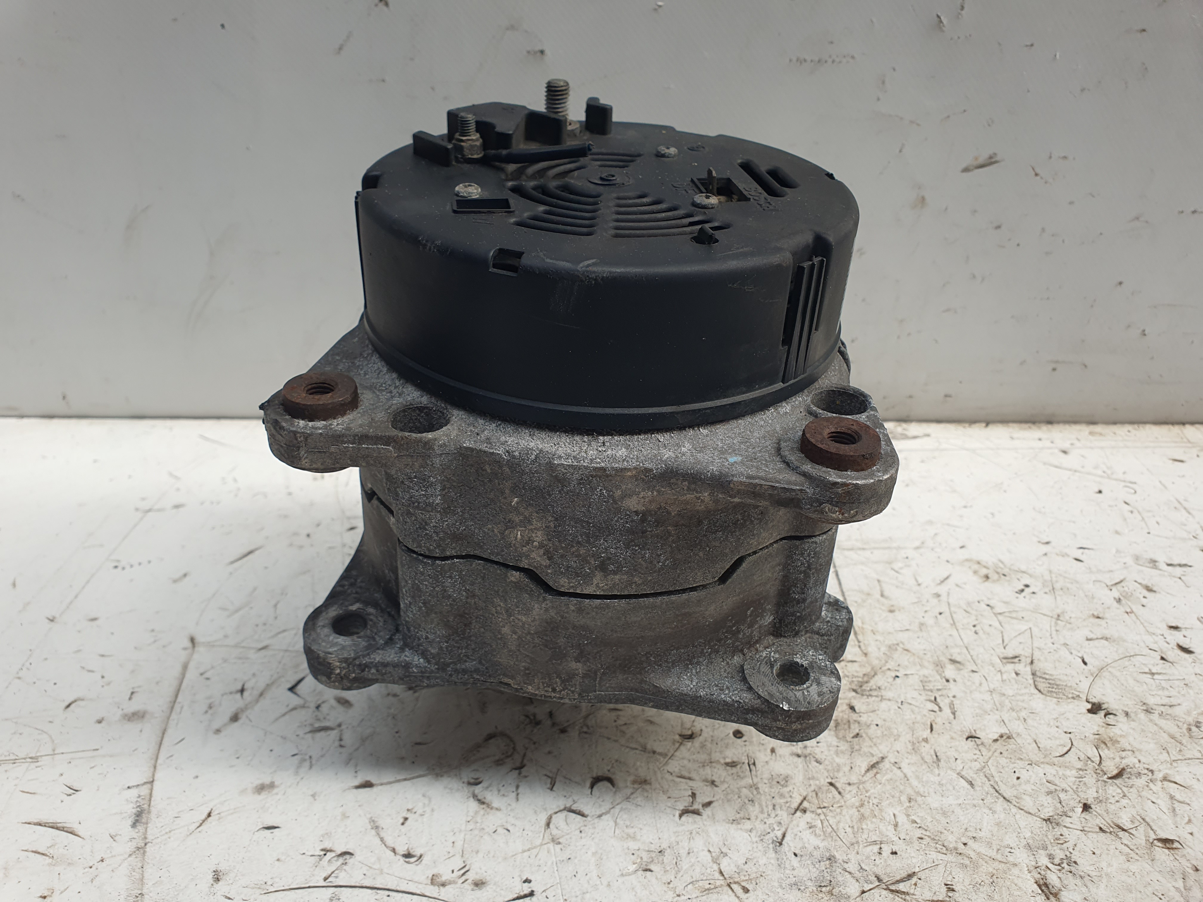 Alternador AUDI A4 (8D2, B5)