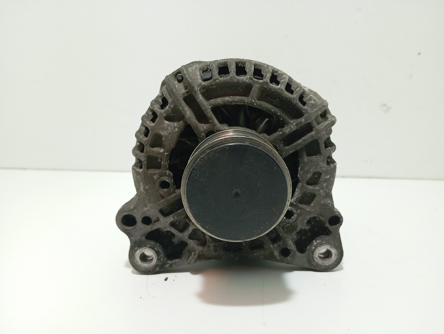 Alternador VOLKSWAGEN Polo (9N) Imagem-2