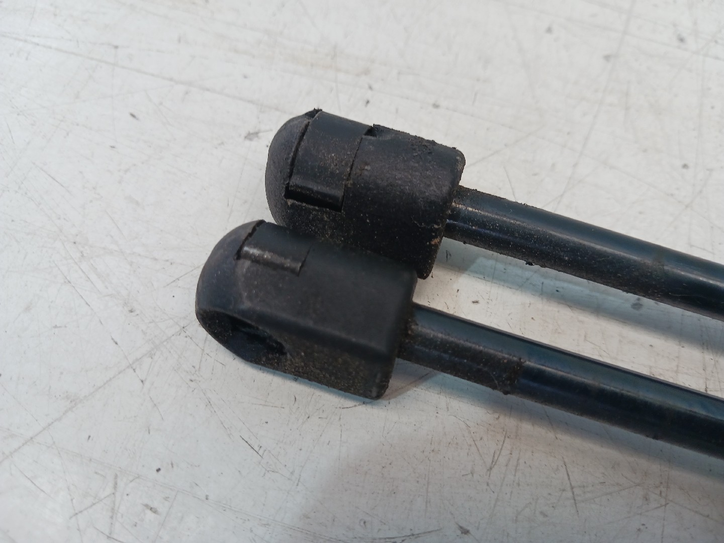 Amortisseur de coffre CITROËN C4 Picasso I (UD_) Imagem-3