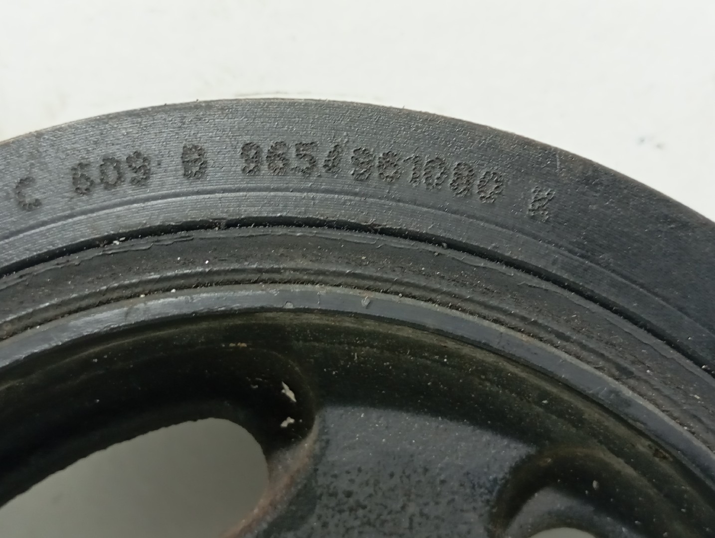 Crankshaft / Engine pulley  CITROËN C3 II (SC_) Imagem-2