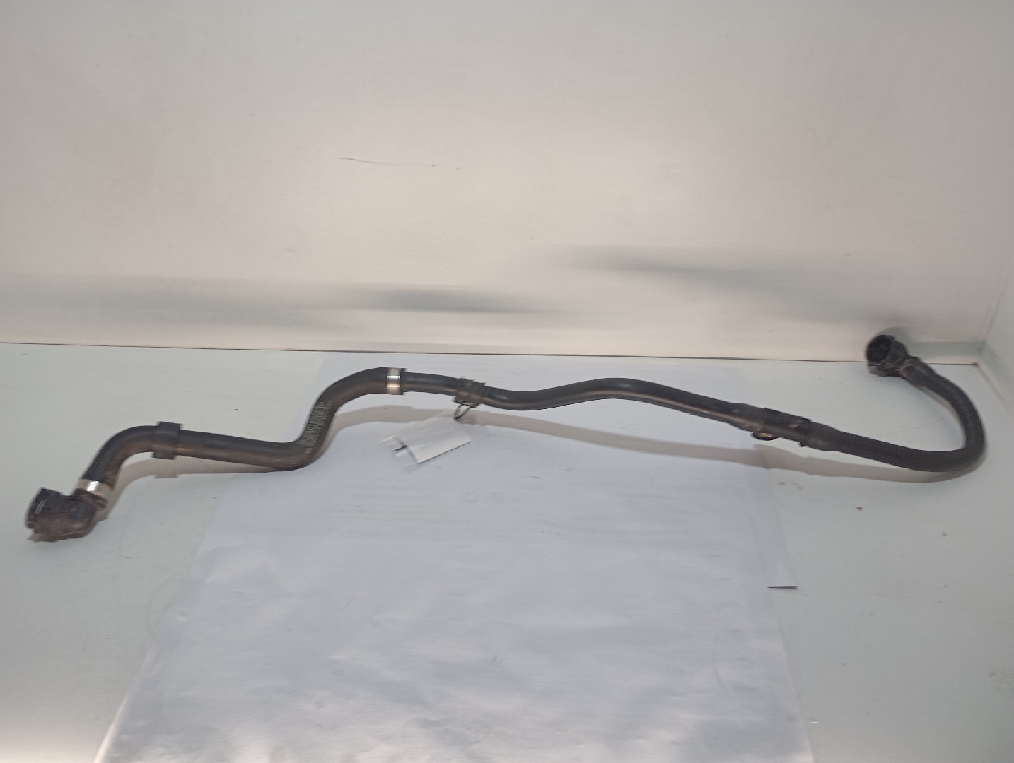 Tuyau/ Durite d'eau MERCEDES-BENZ Classe C (W205) Imagem-1