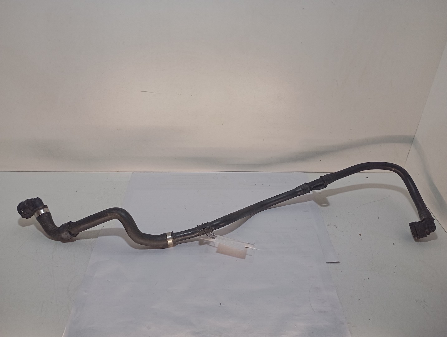 Tuyau/ Durite d'eau MERCEDES-BENZ Classe C (W205)