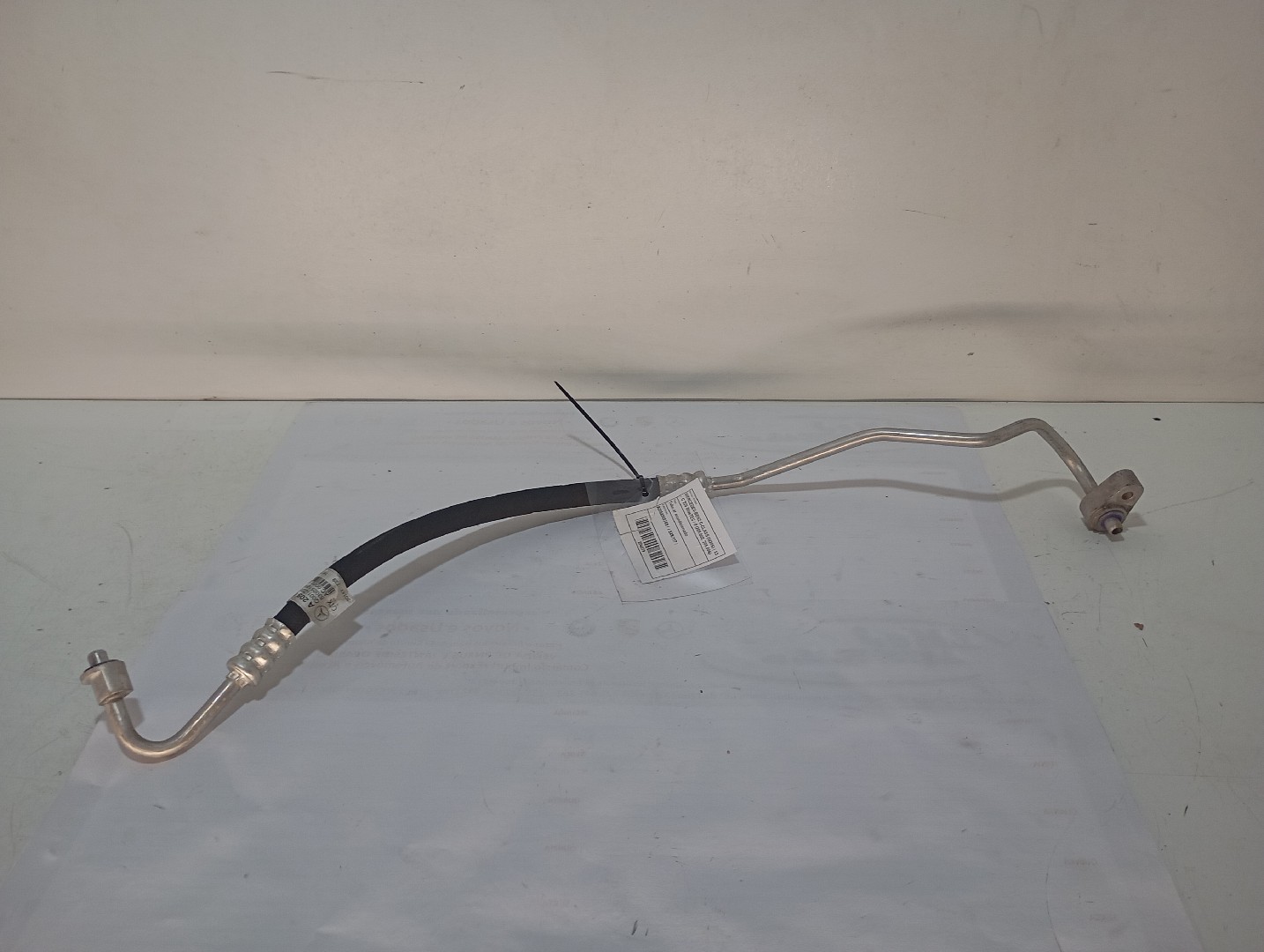 Tuyau de climatisation MERCEDES-BENZ Classe C (W205) Imagem-1