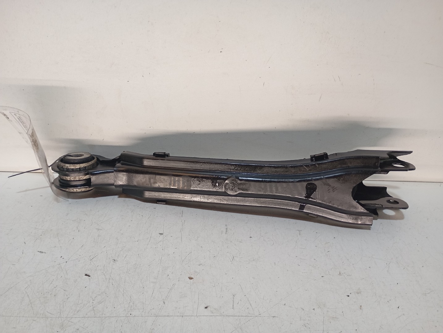 Bras de suspension arrière gauche MERCEDES-BENZ Classe C (W205)