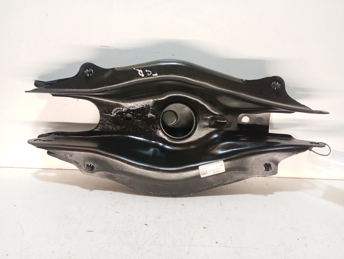 Bras de suspension arrière gauche MERCEDES-BENZ Classe C (W205)