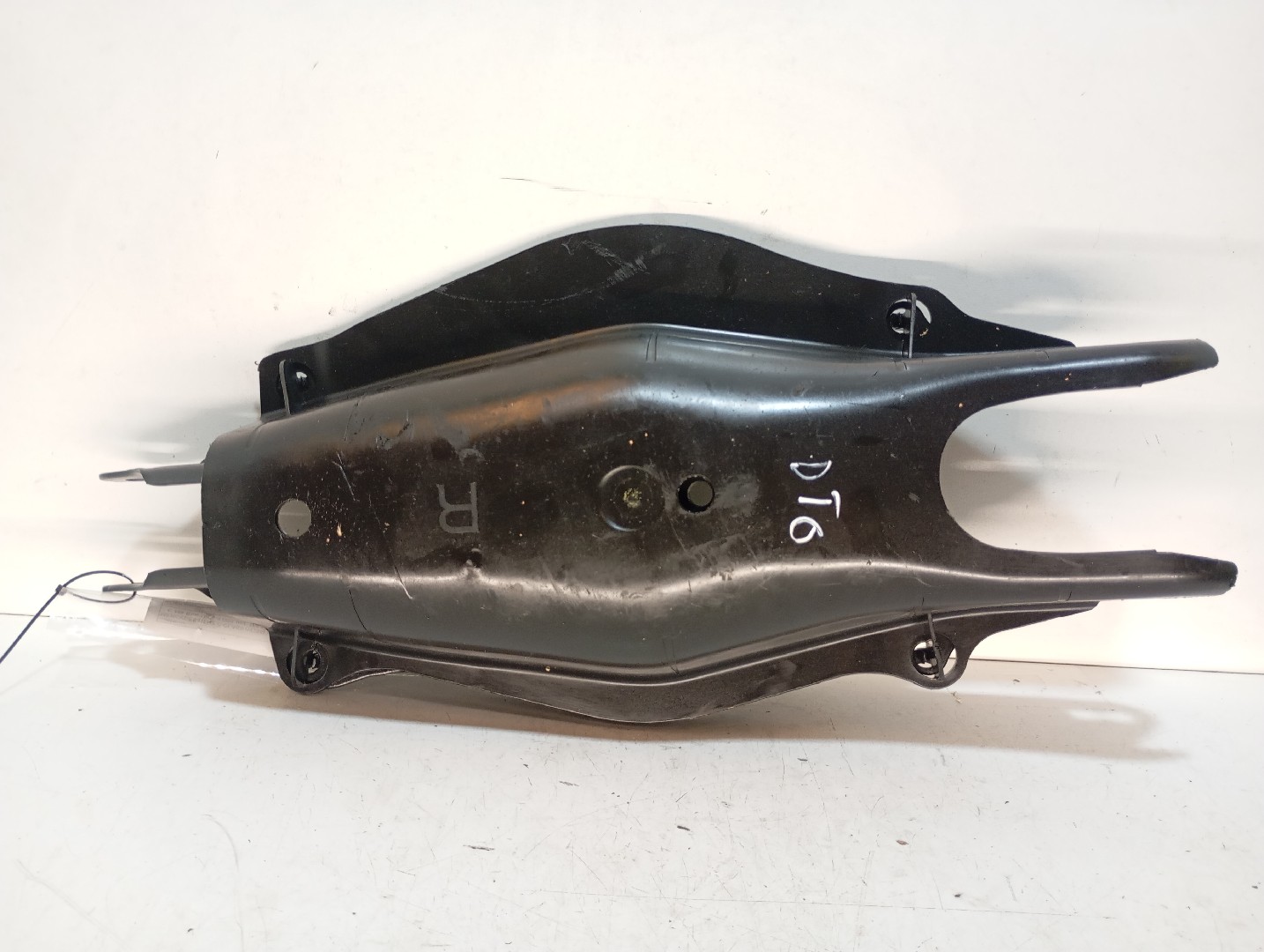 Bras de suspension arrière Droite MERCEDES-BENZ Classe C (W205) Imagem-1