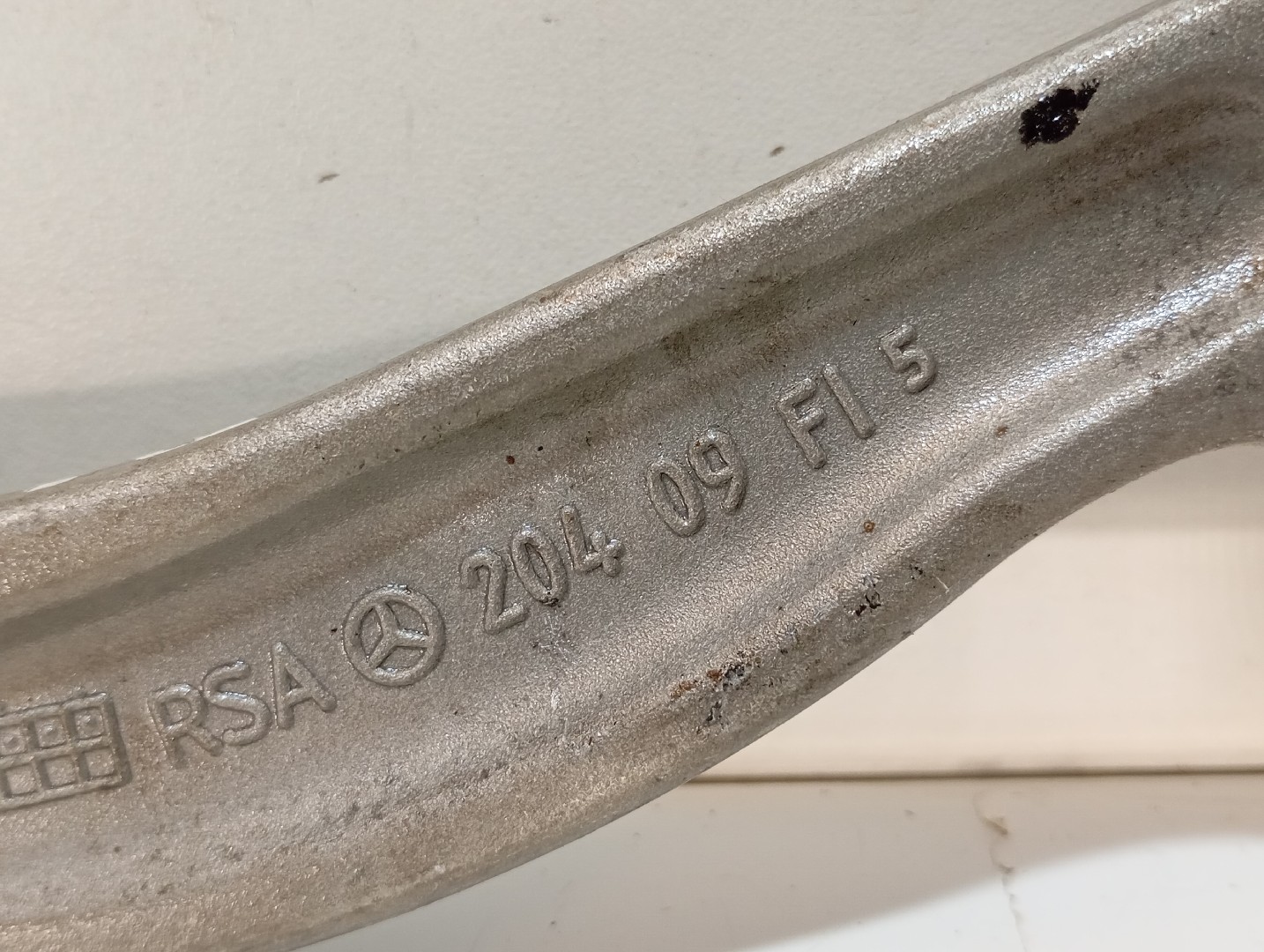 Bras de suspension arrière gauche MERCEDES-BENZ Classe C (W205) Imagem-2