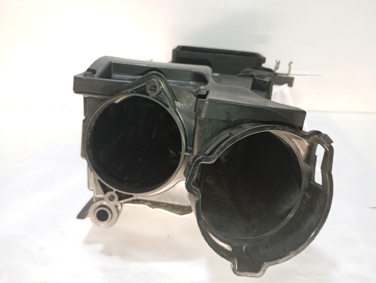 Boîtier filtre à air MERCEDES-BENZ Classe C (W205) Imagem-2