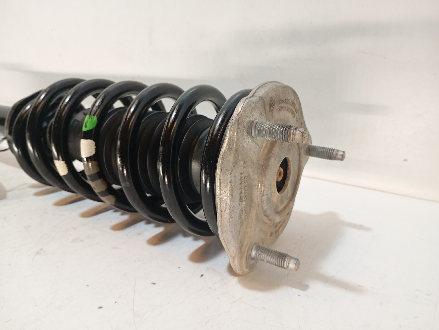 Amortisseur Avant Gauche MERCEDES-BENZ Classe C (W205) Imagem-2