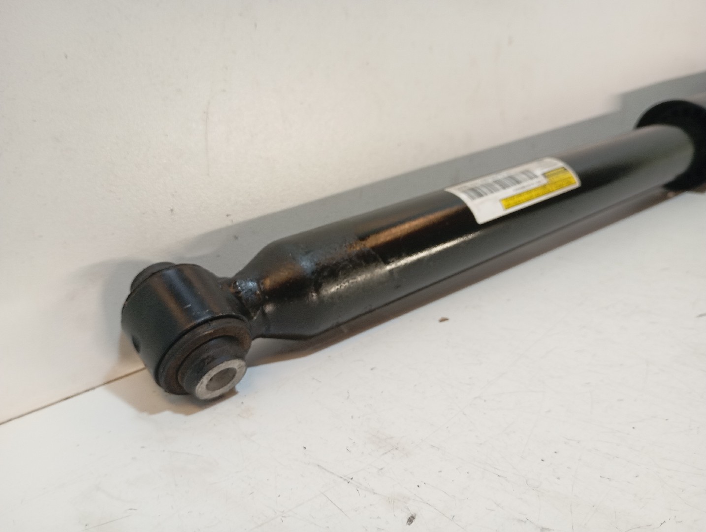 Amortisseur Arrière Droite MERCEDES-BENZ Classe C (W205) Imagem-1