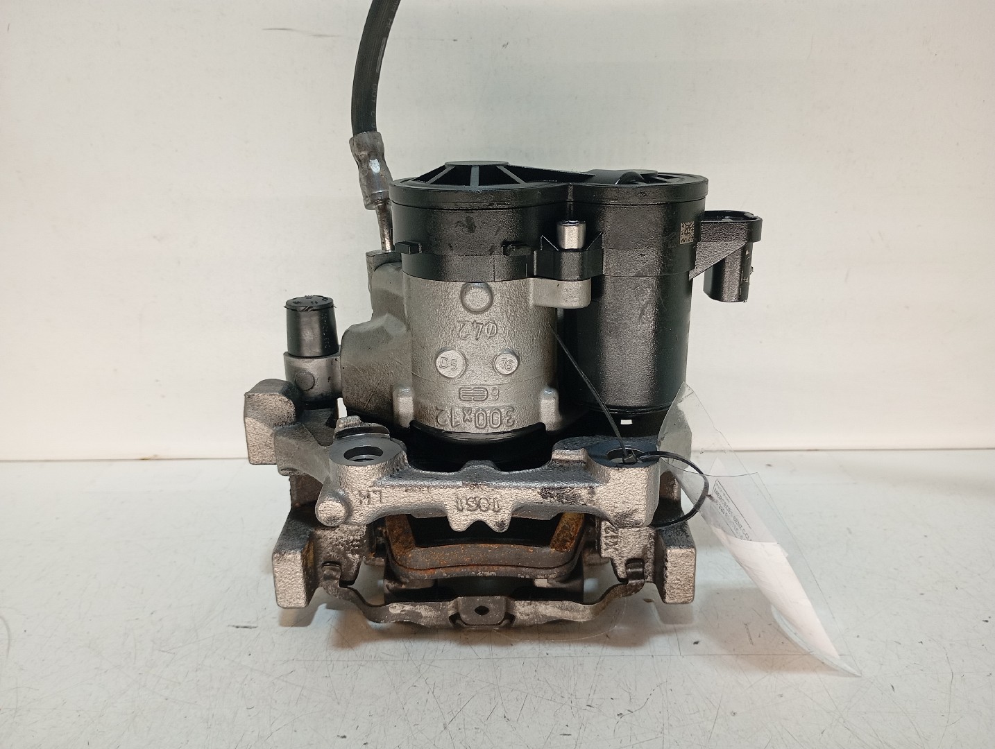 Étrier de frein arrière gauche MERCEDES-BENZ Classe C (W205) Imagem-2