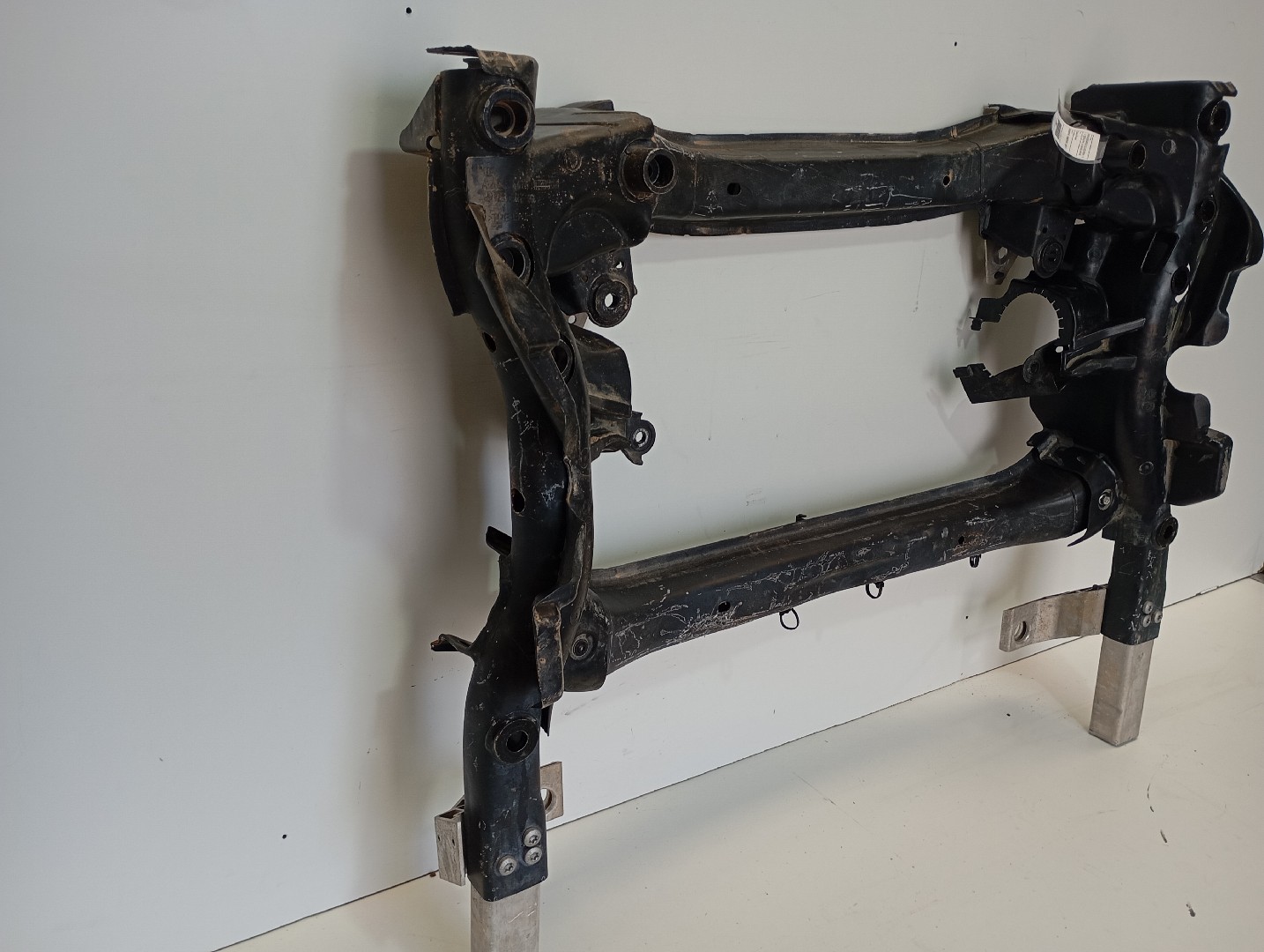 Berceau avant MERCEDES-BENZ Classe C (W205) Imagem-1