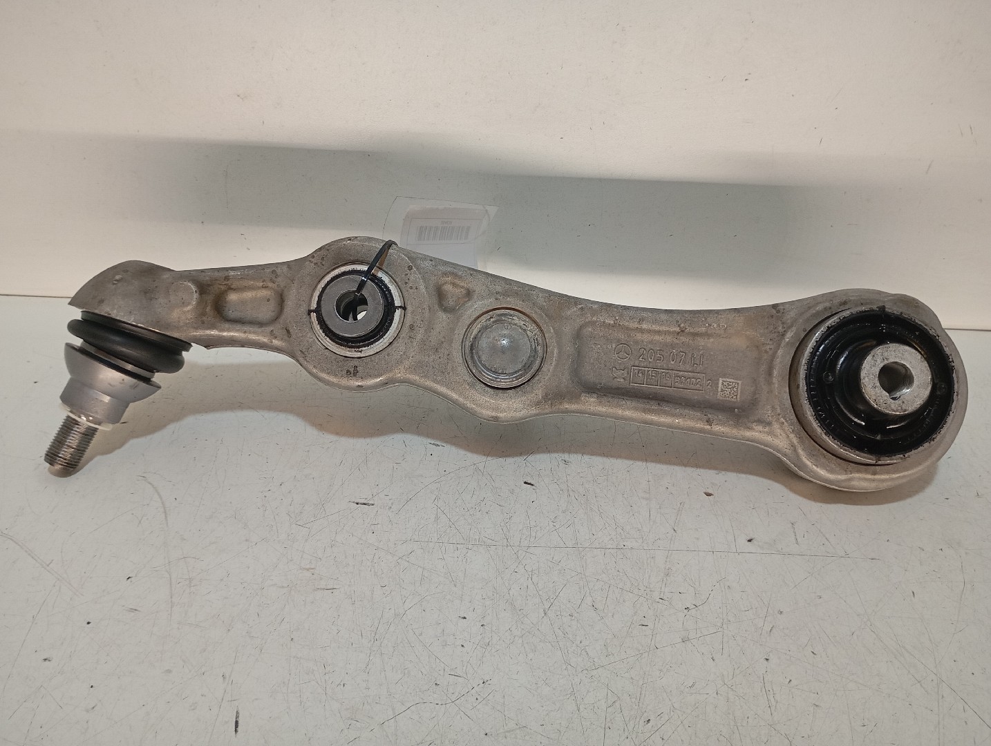 Bras de suspension Avant gauche MERCEDES-BENZ Classe C (W205)