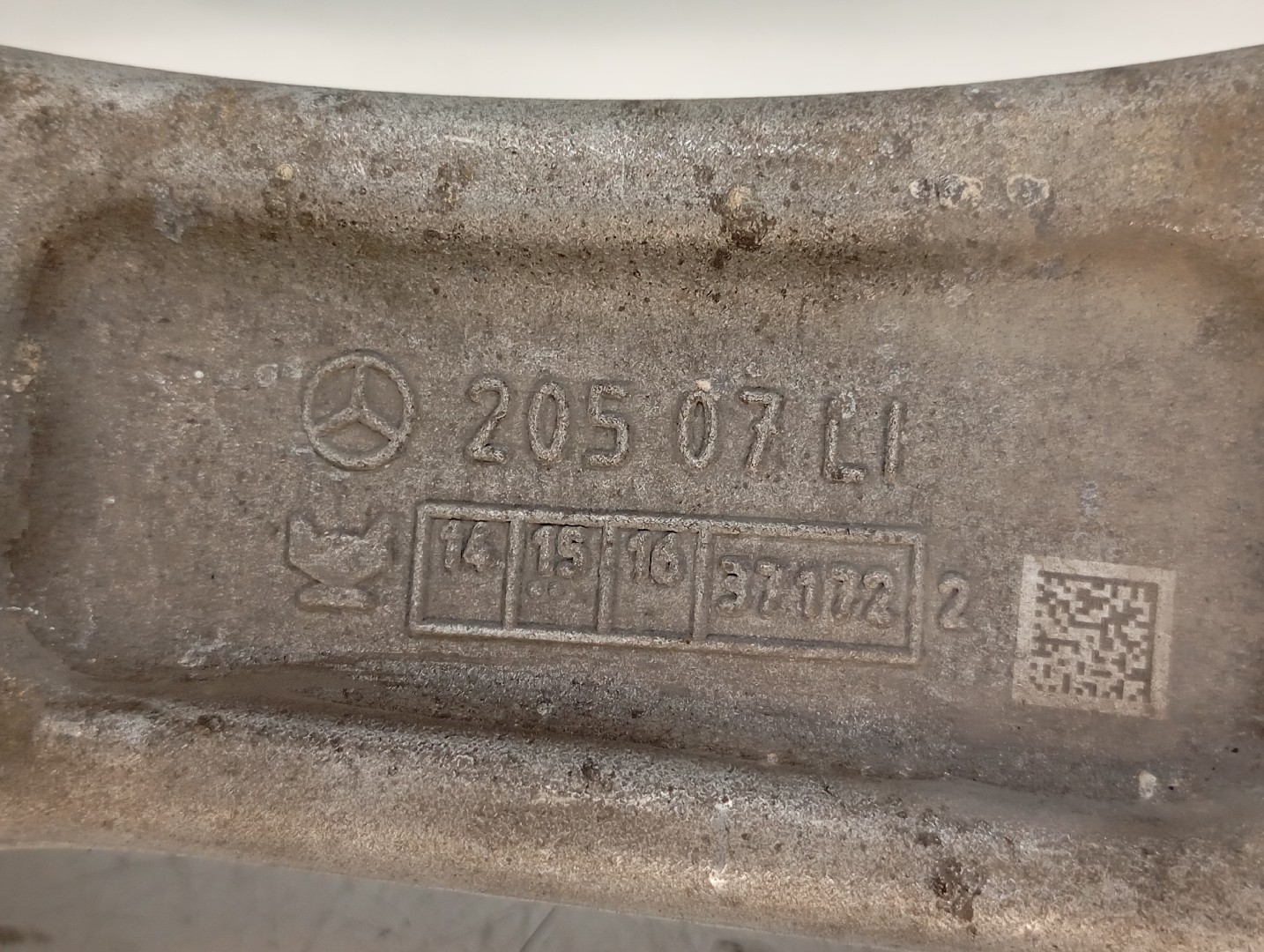 Bras de suspension Avant gauche MERCEDES-BENZ Classe C (W205) Imagem-2