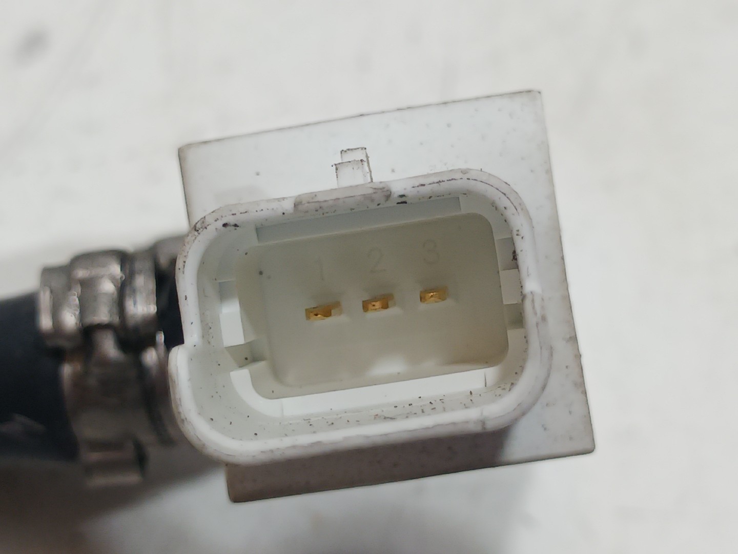 DPF pressure difference sensor RENAULT Master III (FV) Imagem-2