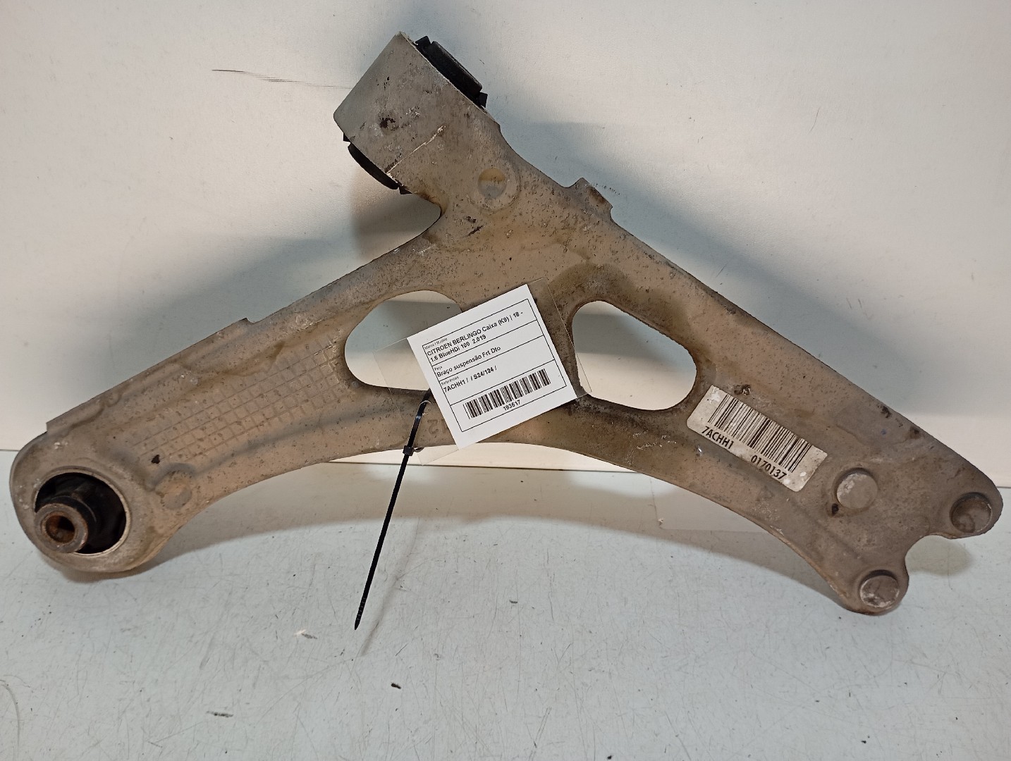 Bras de suspension Avant Droite CITROËN Berlingo Van (K9)