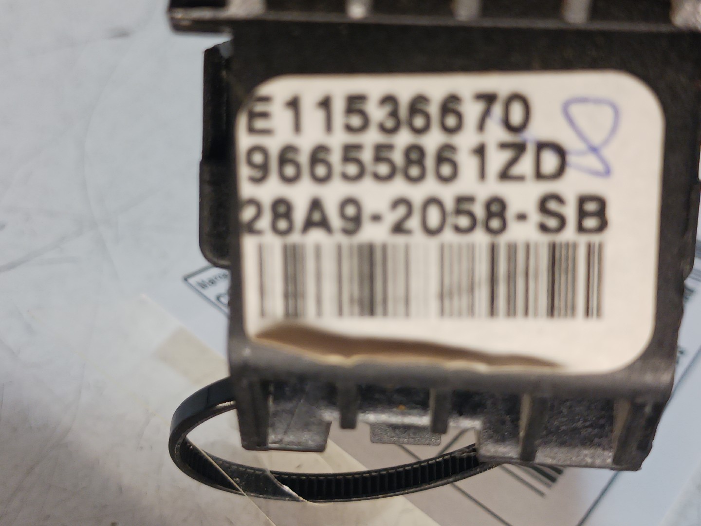 Commande / interrupteur multifonctions CITROËN Berlingo Van (K9) Imagem-3