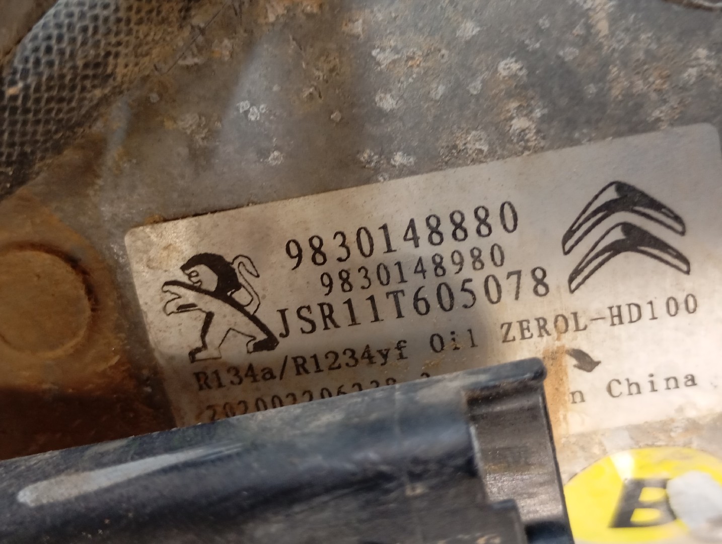 Compresseur AC CITROËN Jumpy III Furgão Imagem-3