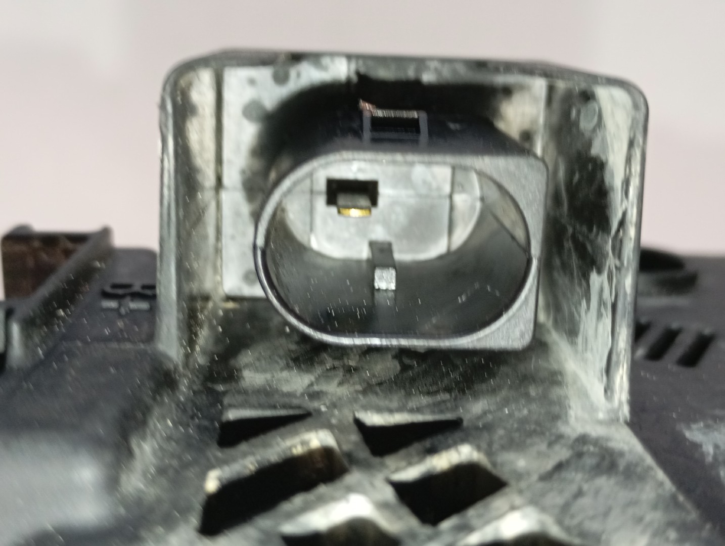 Alternador MERCEDES-BENZ Vito Tourer (W447) Imagem-2