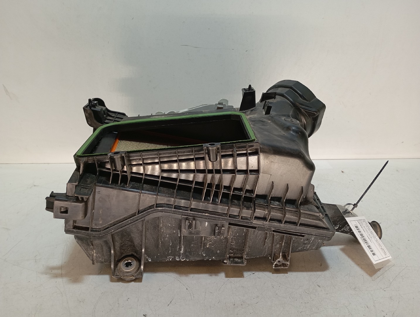 Air filter box MERCEDES-BENZ Vito Tourer (W447) Imagem-1