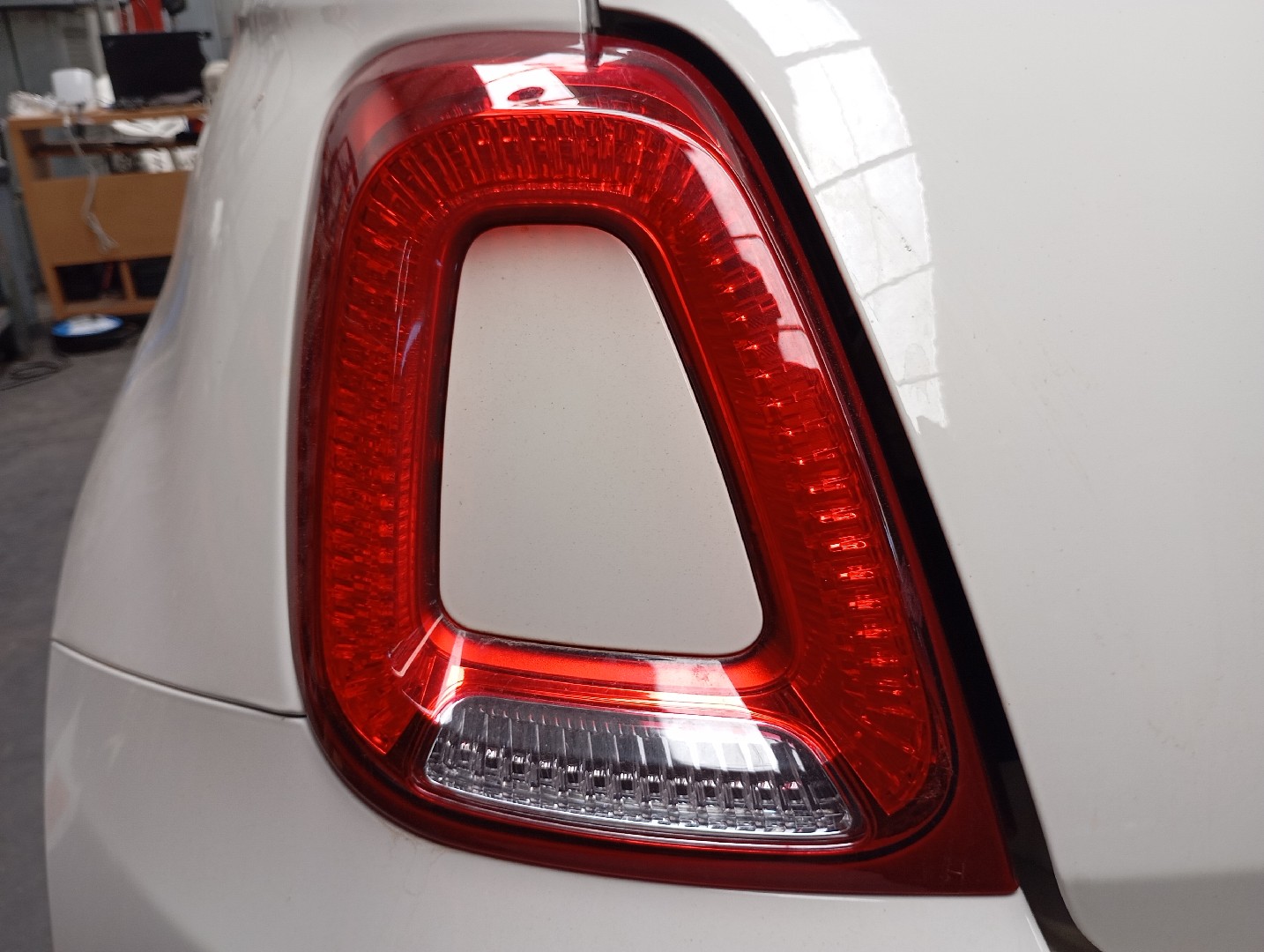 Farolim esquerdo FIAT 500 C (312_)