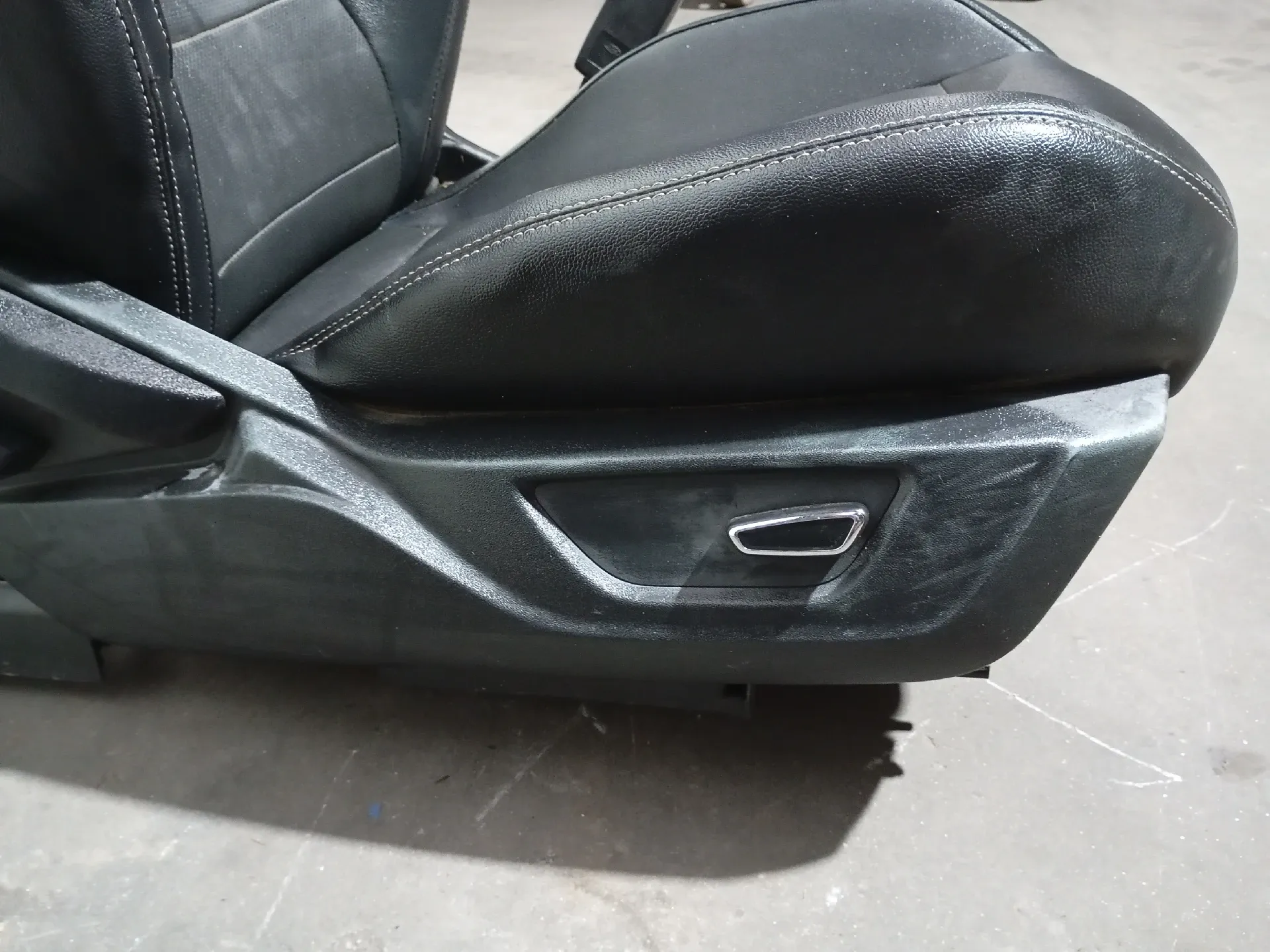 Siège Avant Droite FORD (USA) Mustang Coupé Imagem-6