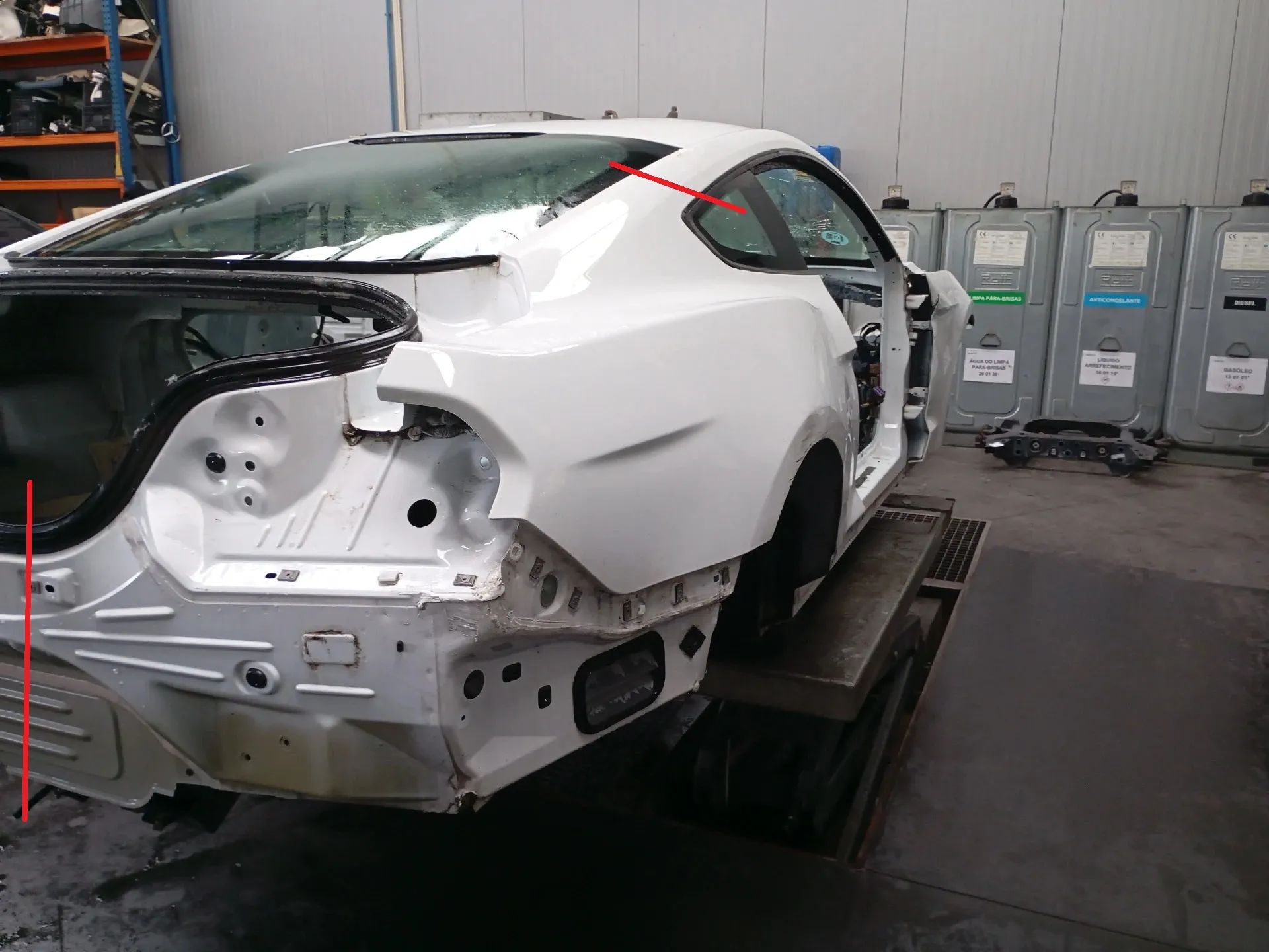 Panneau arrière Droite FORD (USA) Mustang Coupé Imagem-1