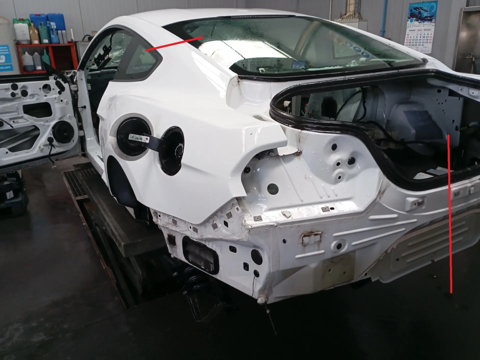 Panneau arrière gauche FORD (USA) Mustang Coupé Imagem-1