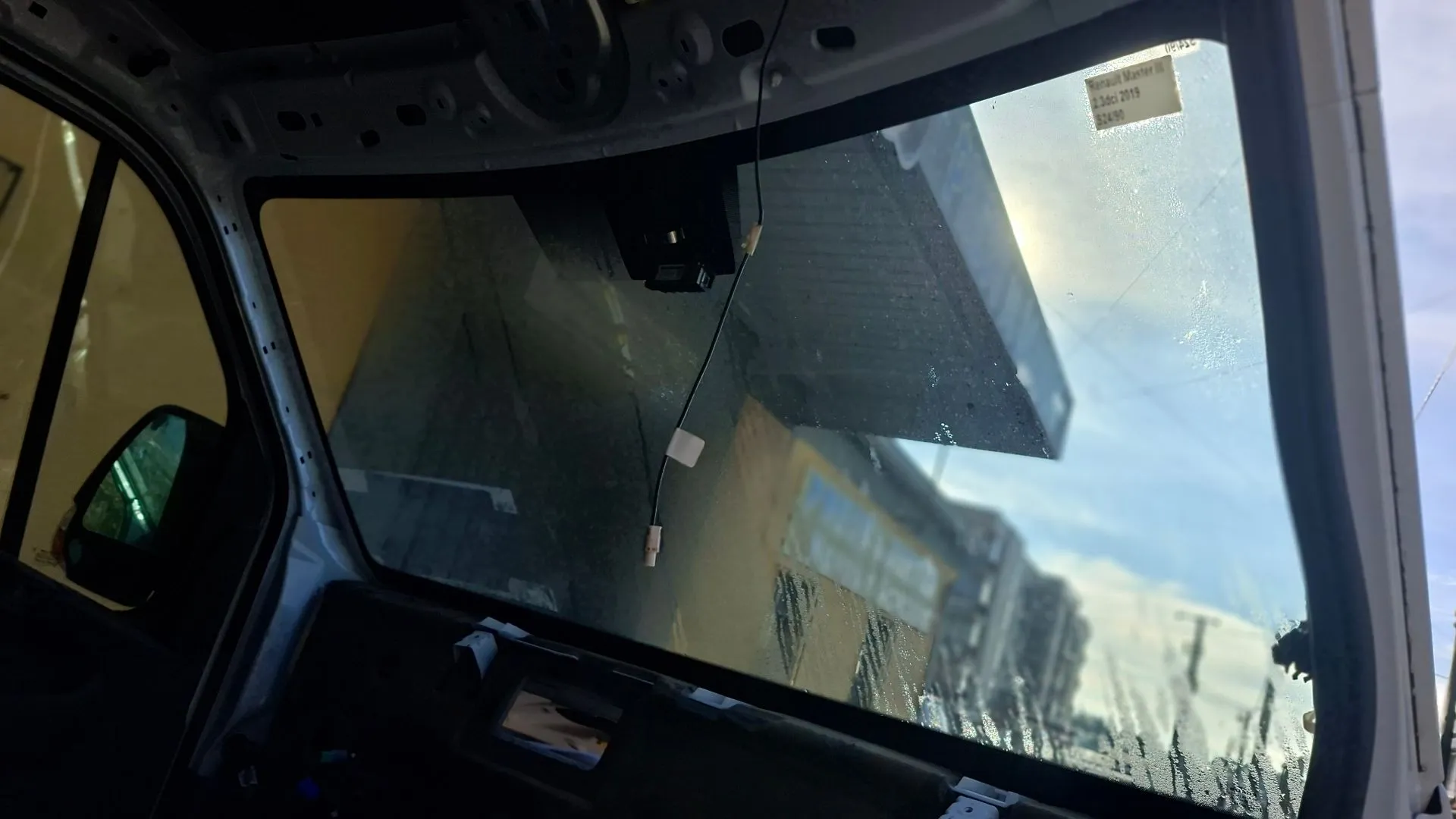 Pare-brise RENAULT Master III (FV) Imagem-1