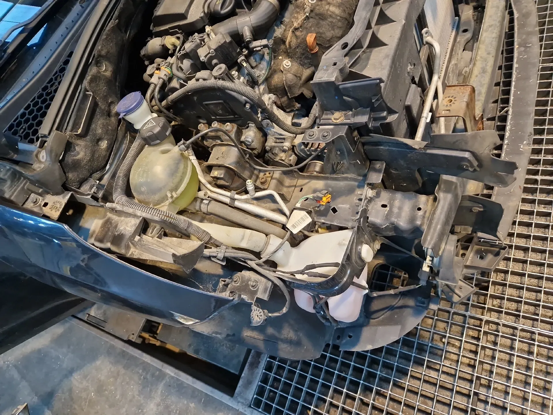 Longeron Droite CITROËN C3 II (SC_)