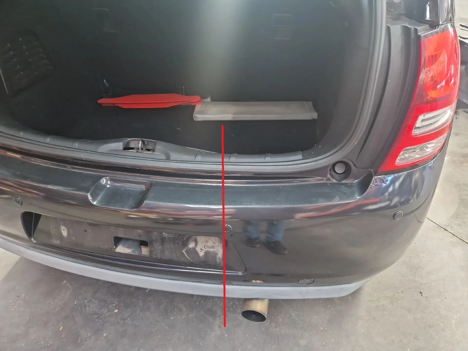 Panneau arrière Droite CITROËN C3 II (SC_) Imagem-2